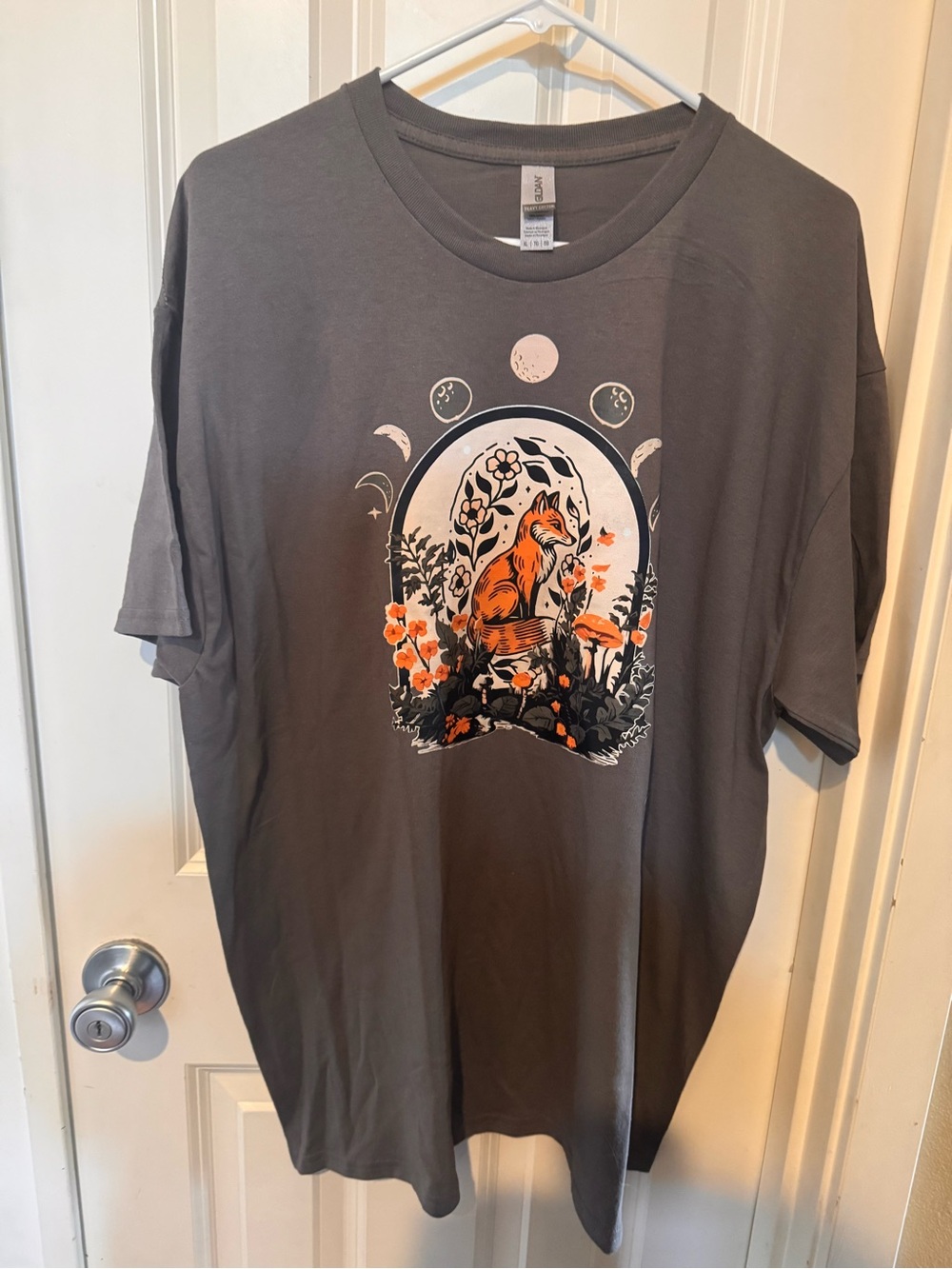 MoonPhase Fox Graphic T-Shirt